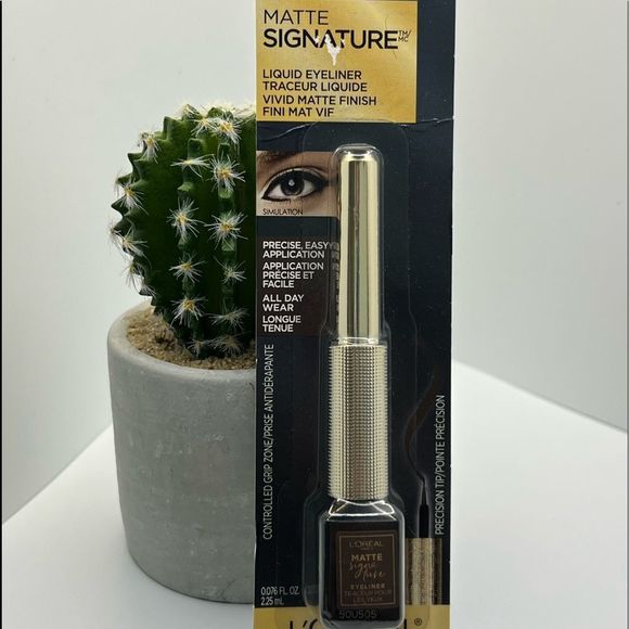 🦋$4 ~ Loreal ~ Matte Liquid Eye Liner ~ Greige #720